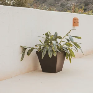 MACETERO CUADRADO CLAVEL 30
