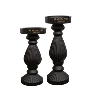 Candelabros de madera 2 piezas Kenneth Cole