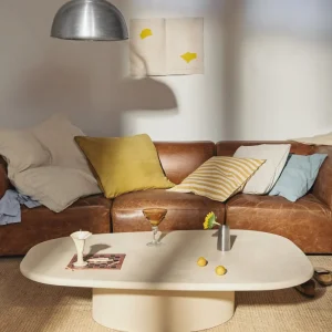 Mesa de Centro Alargada en Microcemento Lira (135 cm)